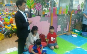 누리보듬 장난감도서관 놀이프로그램 - 퍼포먼스미술 이미지